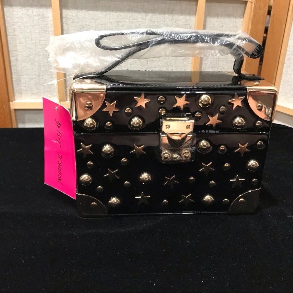 🆕 Betsey Johnson “Don’t Box Me In” Crossbody Handbag “RARE” HTF VINTAGE